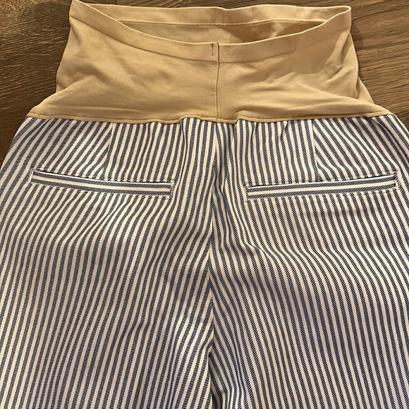 Old Navy Maternity Striped Pixie Pants, Size 4, NWOT - Picture 6 of 6